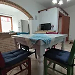 La Casa Di Paolo Nyaraló *
